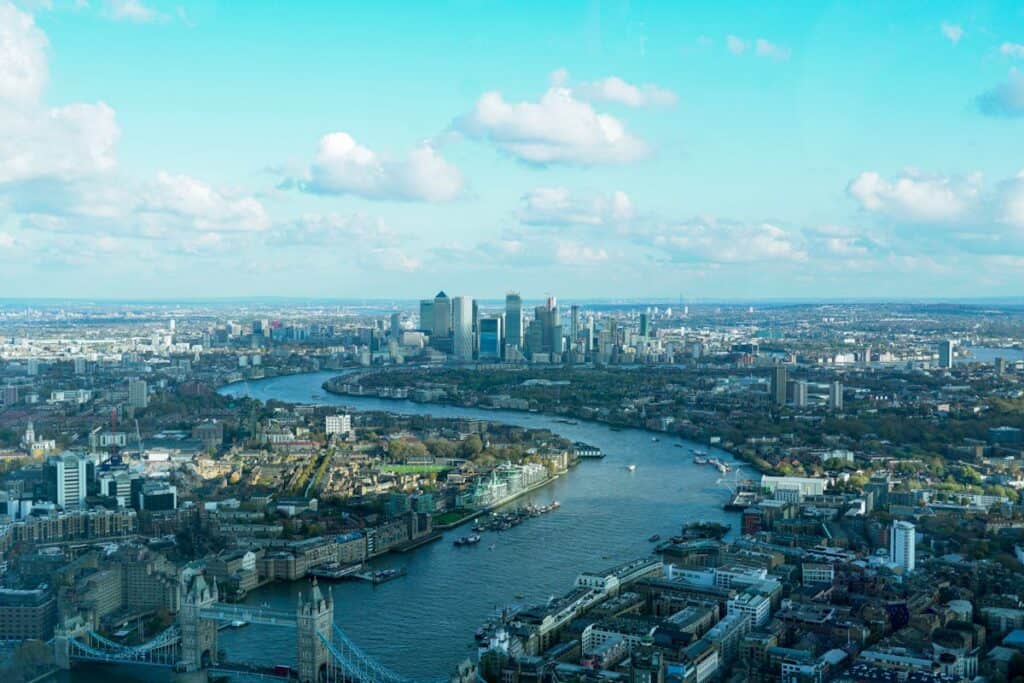 London skyline with River Thames and modern skyscrapers.